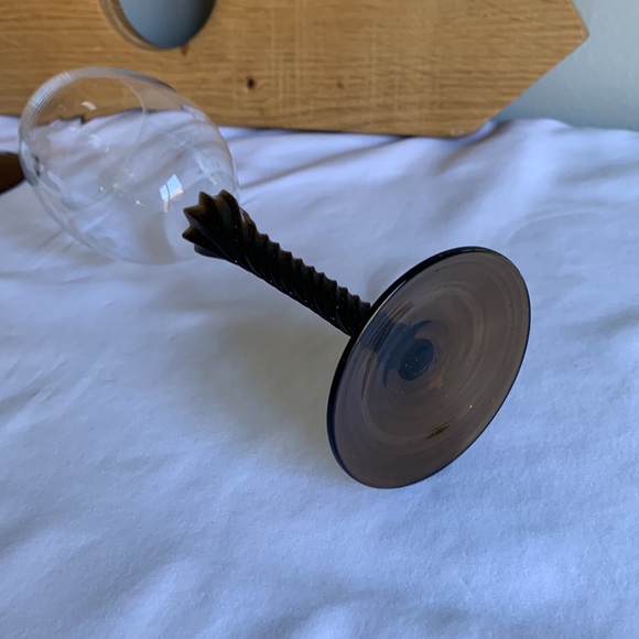 Vintage Etched and Colored Champagne Glasses (set of 4) - Picture 11 of 15